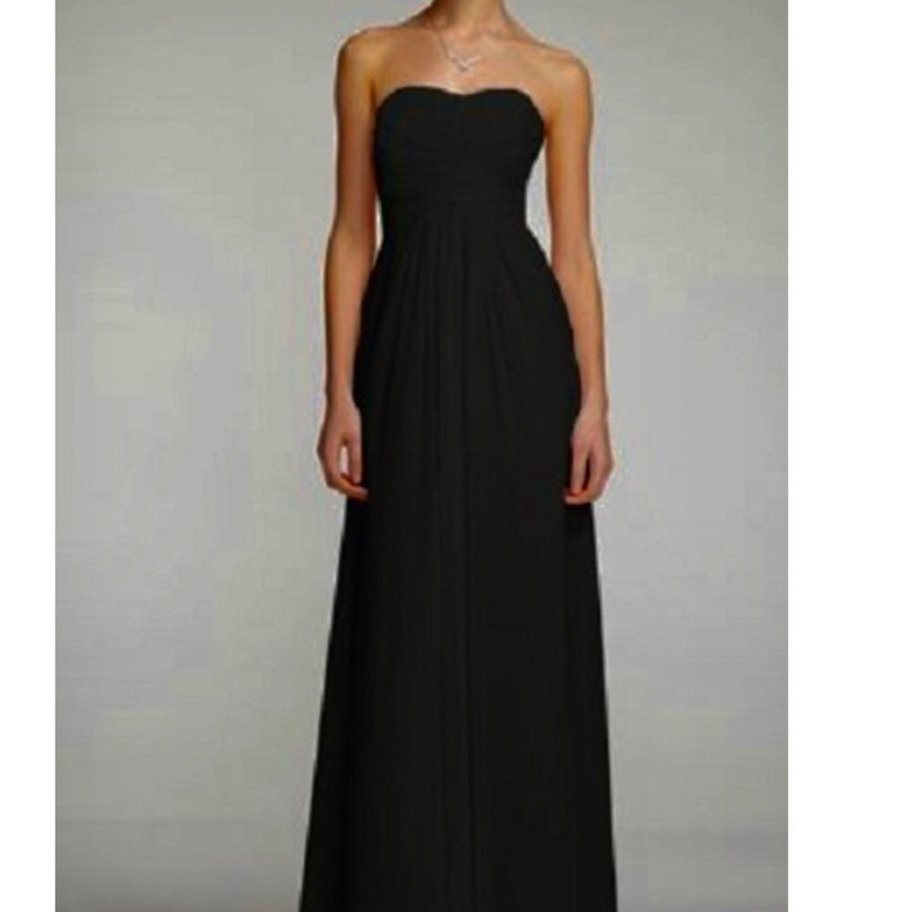 David’s Bridal Strapless Chiffon Dress // Black 🖤